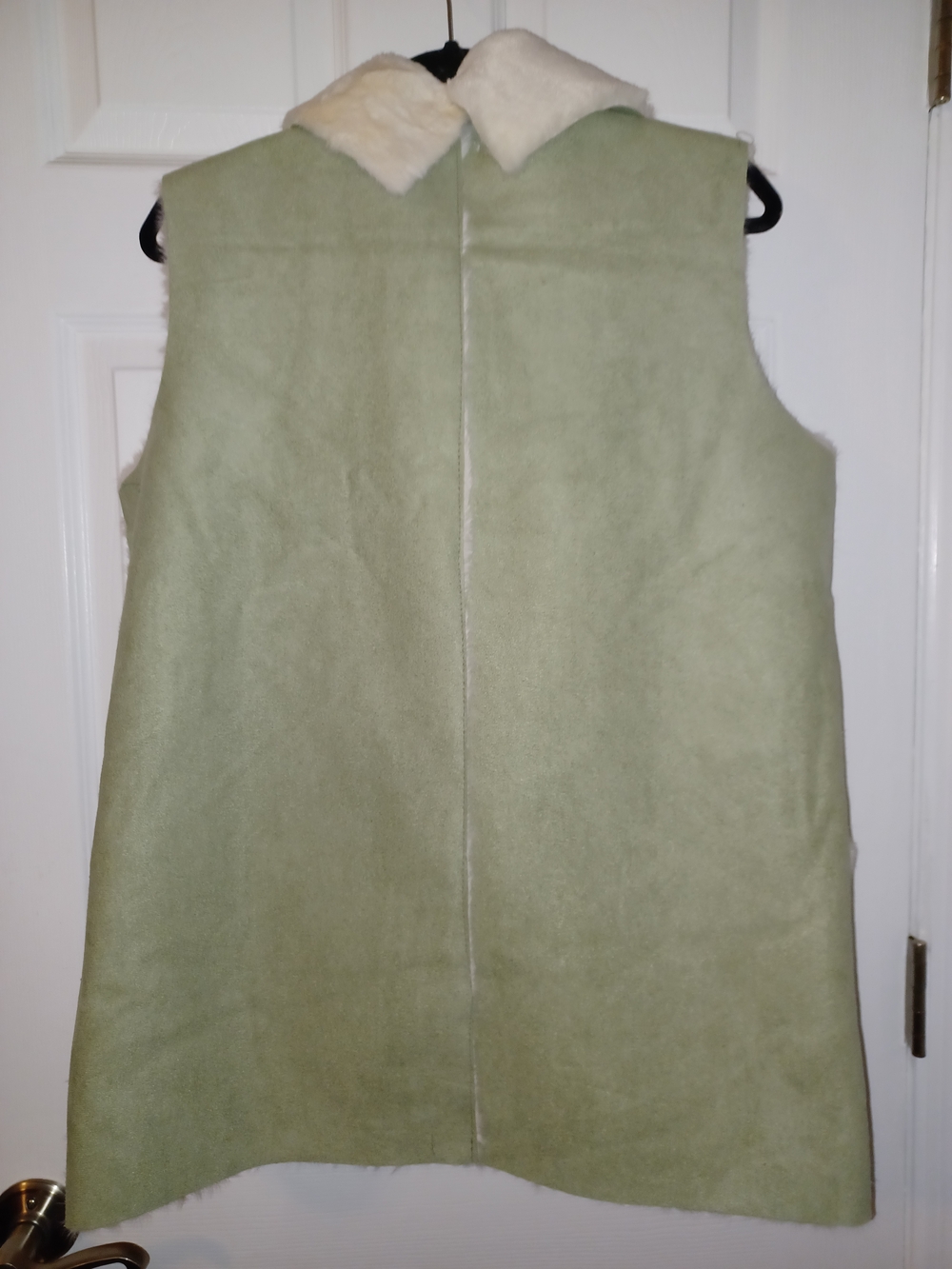 C Luna Faux Shearling Olive Green Vest with Cream Lining With Pockets - Picture 4 of 4